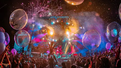 Suwannee Hulaween scene