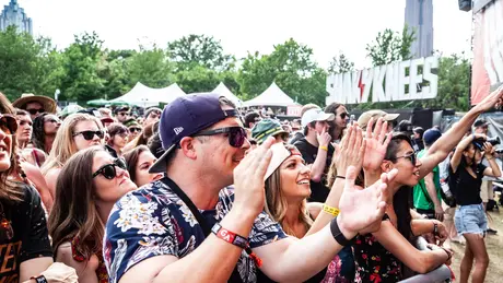 Shaky Knees