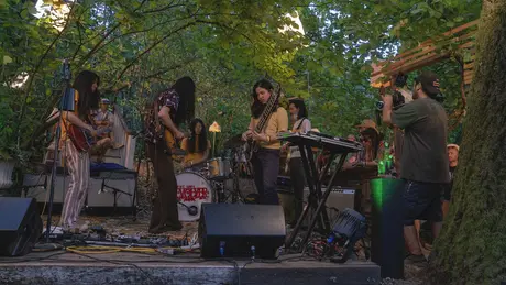 Kikagaku Mayo at In the Trees