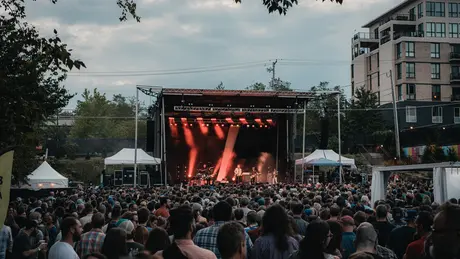 Photo of Spoon on stage at Rabbit Rabbit in Asheville, NC