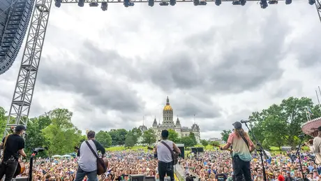 Capitol Groove scene